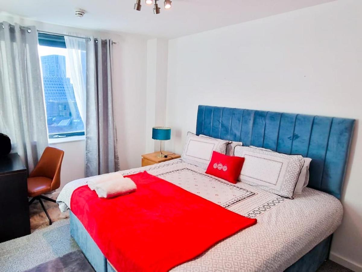 Lovely 2-Bedroom Apartment, Free Parking Manchester Eksteriør bilde